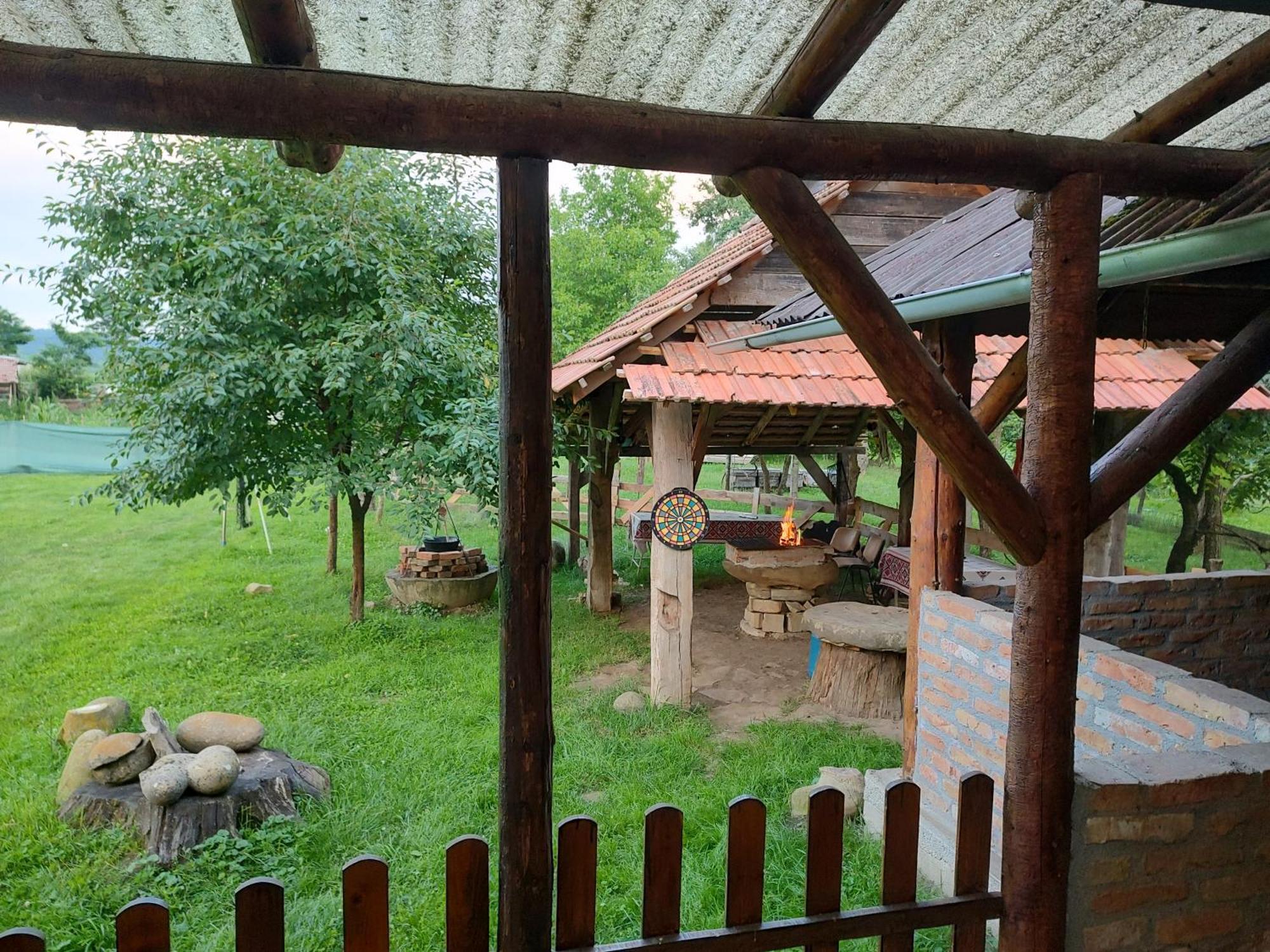 Casa Traditionala Transilvaneana Rucar (Brasov) Exterior foto