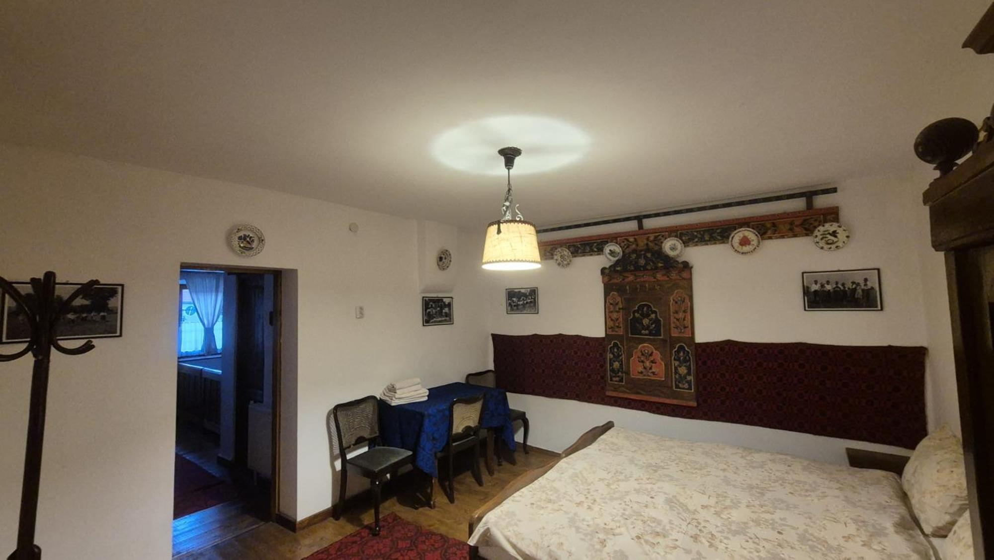 Casa Traditionala Transilvaneana Rucar (Brasov) Quarto foto